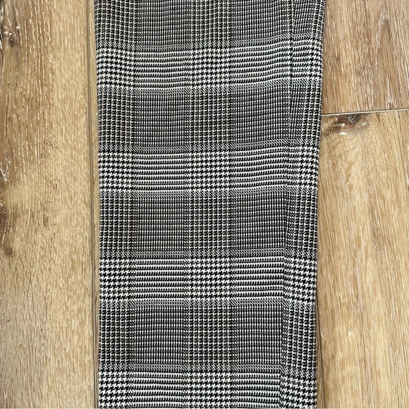 Calvin Klein Women’s Gray Plaid Cropped Dress Pants with Pockets Size 6 GUC - Picture 8 of 9